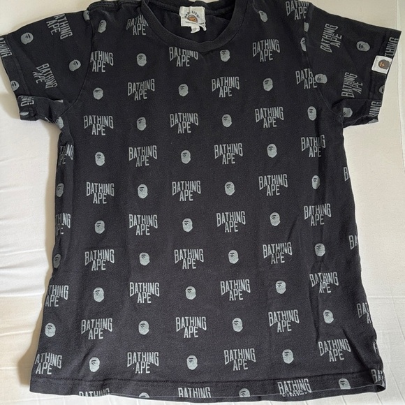 Kids ‼️BATHING APE Black Graphic T-Shirt size 150JP 10US (runs small) - Picture 1 of 5